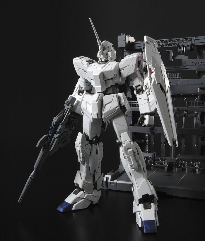 GUNDAM - MG 1/100 Unicorn Gundam Screen Image Special - Model Kit