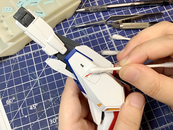 Tutorial: Come Dipingere i Gunpla per un Look Professionale