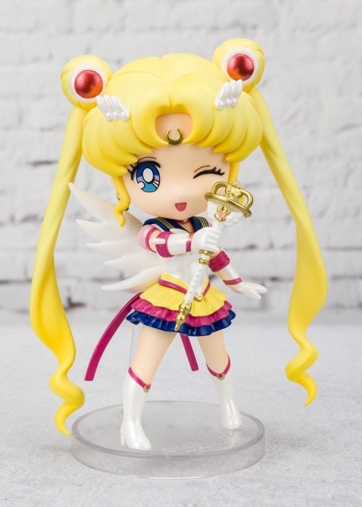 Sailor Moon Cosmos - Eternal Sailor Moon Figuarts mini