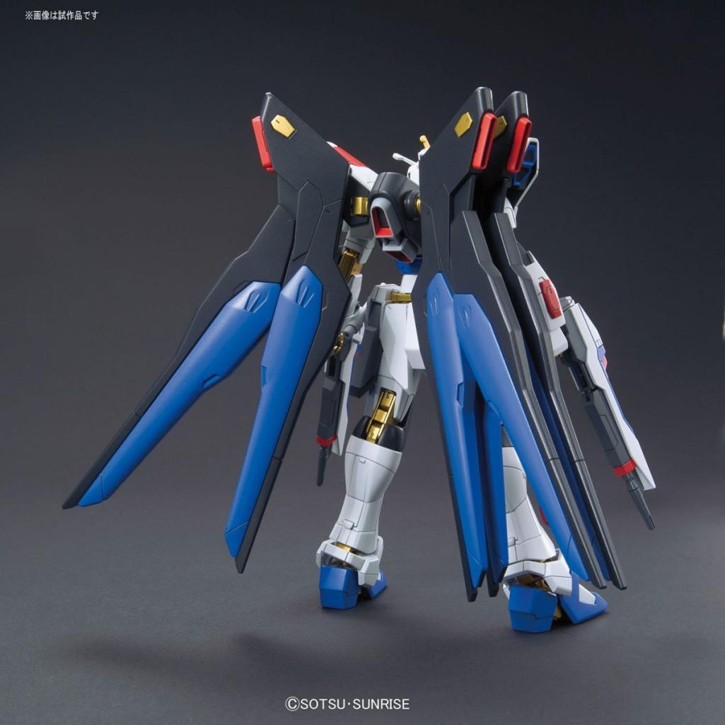 [PREORDER] GUNDAM - Model Kit - High Grade - Strike Freedom Gundam - 1/144
