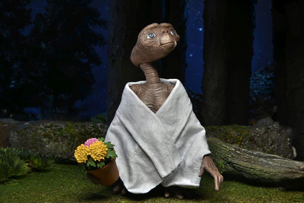 E.T. - Ultimate E.T. - Figure 40th anniversary 11cm
