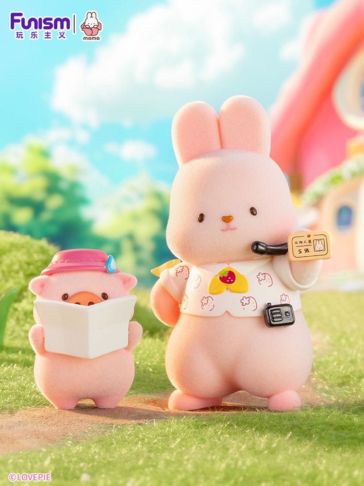 [PREORDER] MOMO BUNNY - Strawberry Town - Blind Box 8 Figure set 10cm