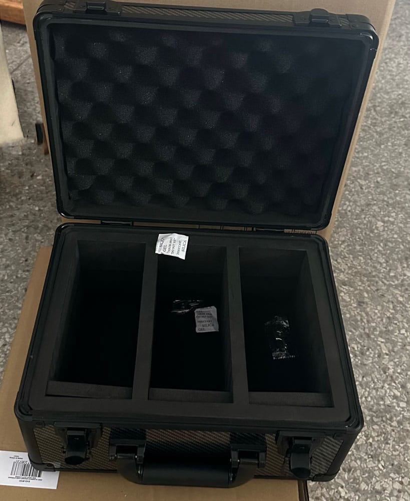 [PREORDER] EVORETRO -  Graded Card Storage Box Carbon effect for 90 Cards